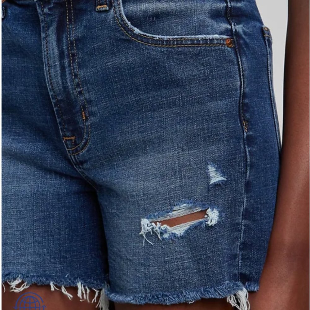 NWT 70's Gap Distressed/Rip Jean Short